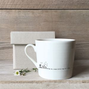 Κούπα κυματιστή - Tea is a warm little hug Κούπα κυματιστή - Tea is a warm little hug