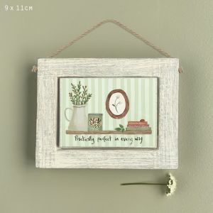 Little country pic-Practically perfect