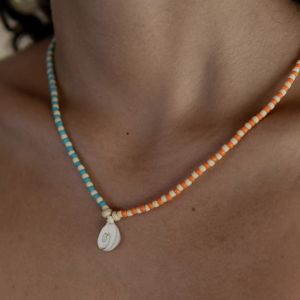 Κολιέ με Ξύλινες Χάντρες & Κοχύλι