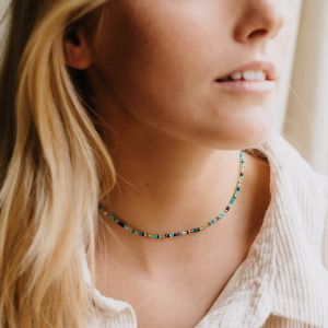 Κολιέ πολύχρωμες μίνι χάντρες - μπλε κρεμ μαύρο