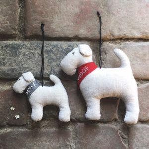 Σκύλος φελτ κρεμαστό με φουλάρι - Bobbie 7,5εκ.