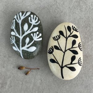 Βότσαλο γκρι-Wild flowers