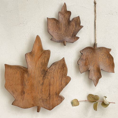 Hanging leaf-Maple
