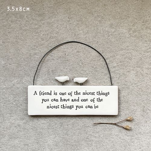 Hanging scene-Friend is one of the nicest things