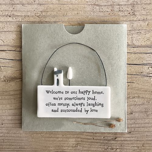 Πορσελάνινο στολίδι 7εκ.-Welcome to our happy home