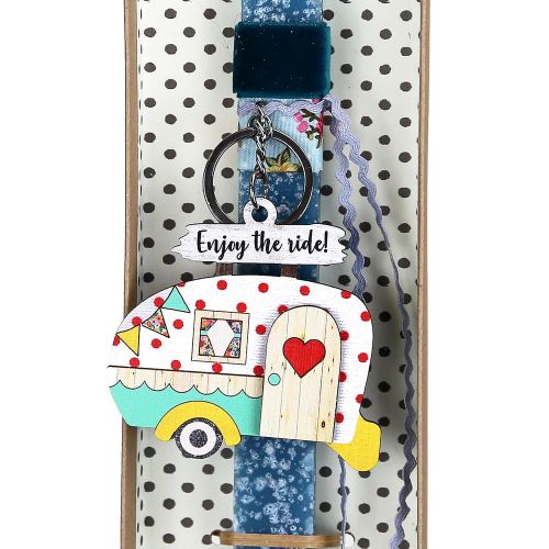 Easter Candle Keyring caravan