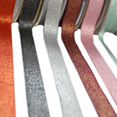 Κορδέλα 9μ. METALIC FISHBONE 15χιλ.-ΜΑΥΡΟ