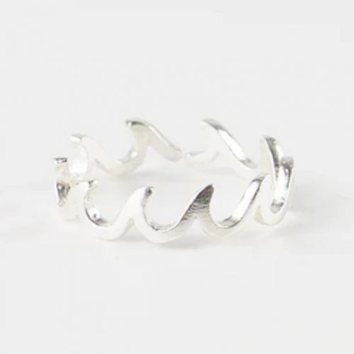 Adjustable, silver plated metal ring
