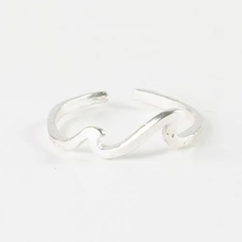 Adjustable, silver plated metal ring