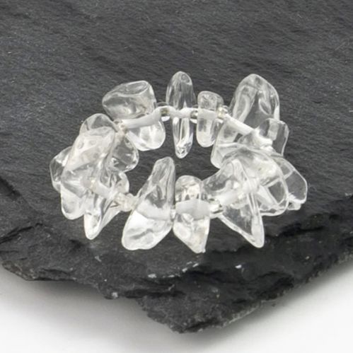 Elasticated, natural stone ring