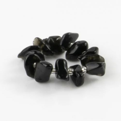 Elasticated, natural stone ring
