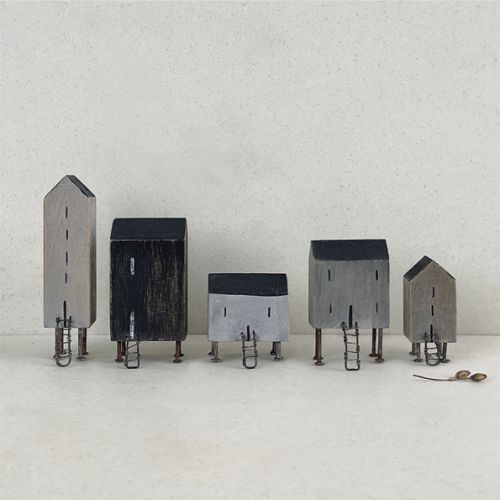 Σπίτι σε πασσάλους - No:104 4,8εκ.