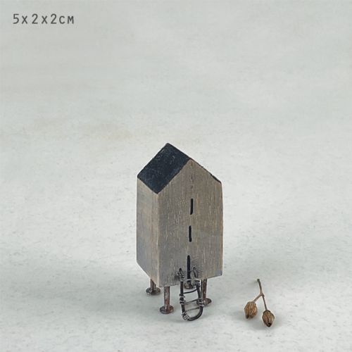 Σπίτι σε πασσάλους - No:104 4,8εκ.