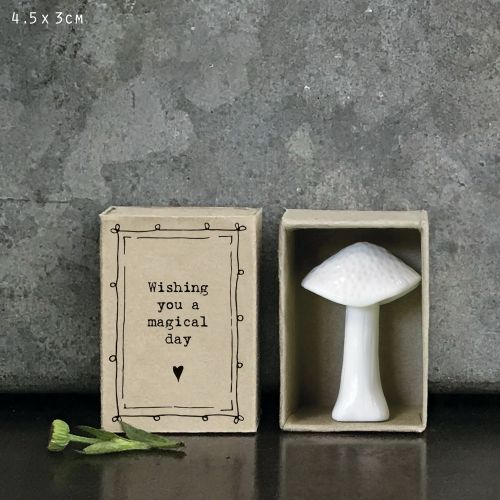 Matchbox-Mushroom magical day