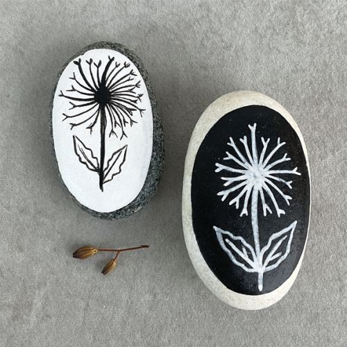 Pebble grey- Thistle