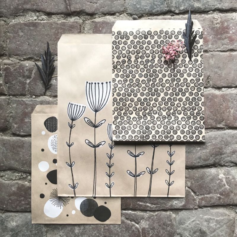 Strung bags (50)-Cow parsley