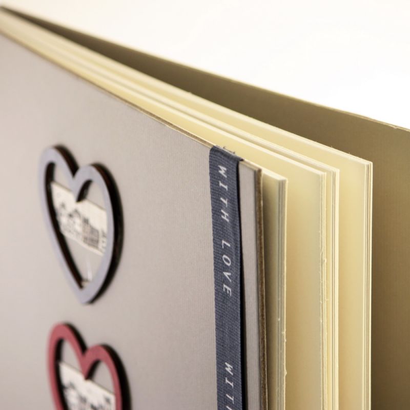 Βιβλίο 3 καρδιές ξύλινες