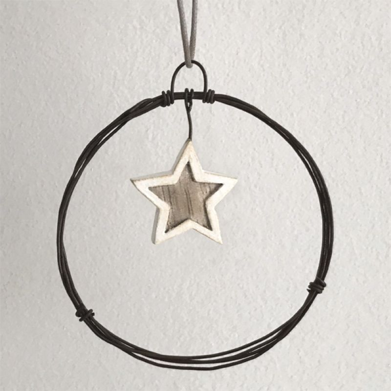 Sml hanging metal wreath-Star