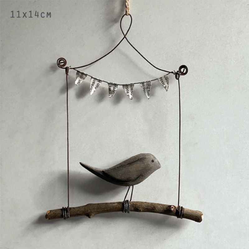 Bird on swing-Blackbird