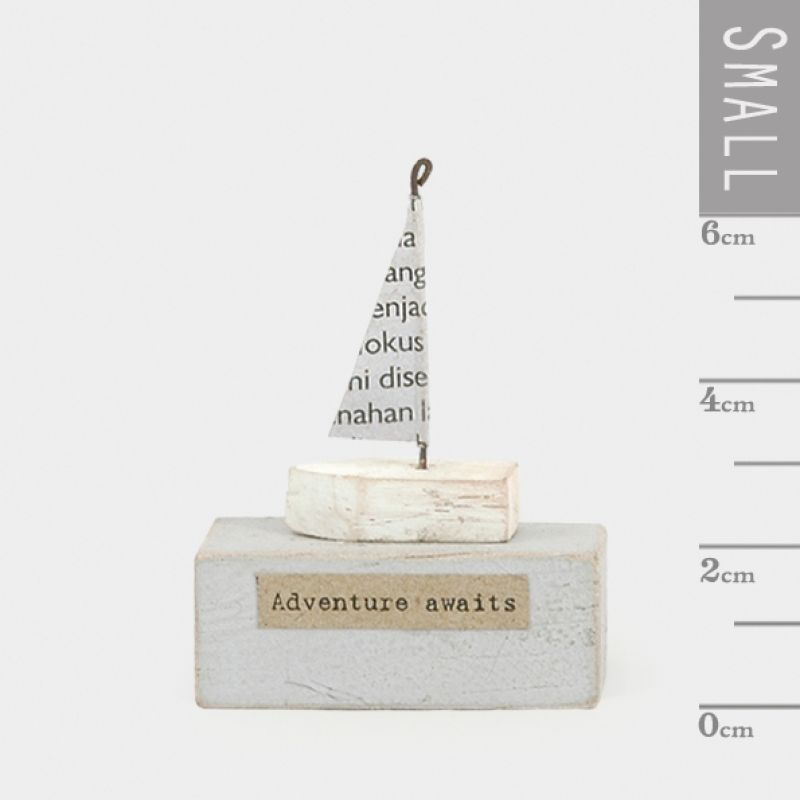 Sml wooden scene-Boat/Adventure