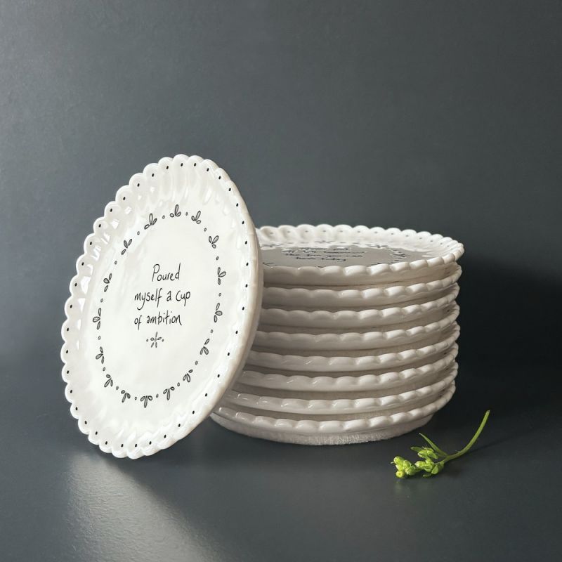 Σουβέρ δαντέλα-Poured myself a cup