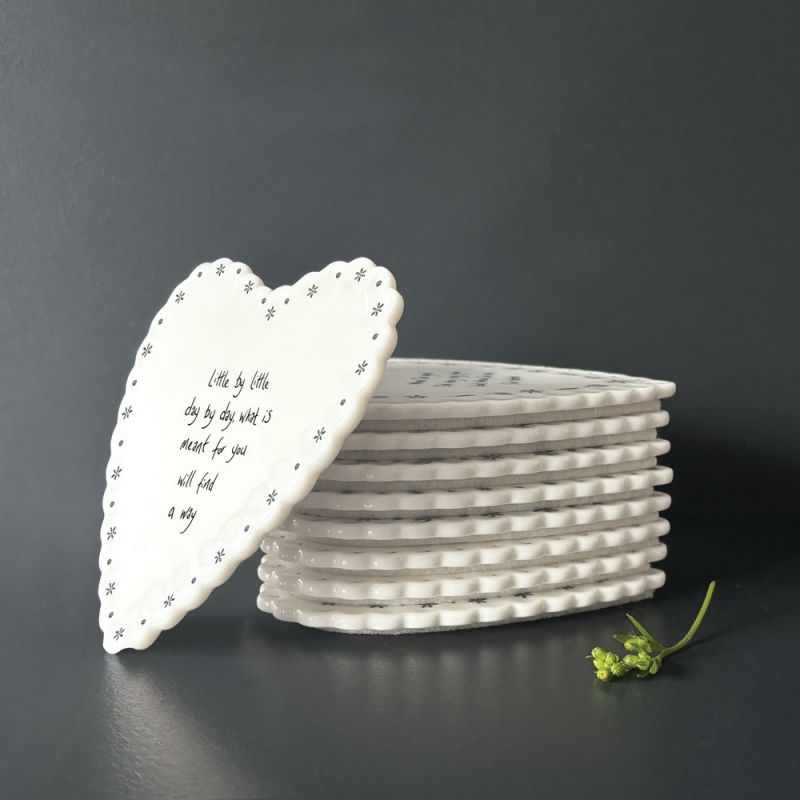 Σουβέρ δαντέλα καρδιά-Little by little