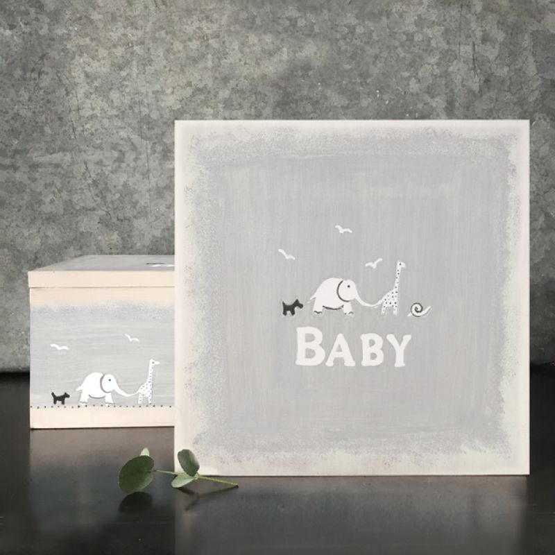 Large square keepsake box – Baby box