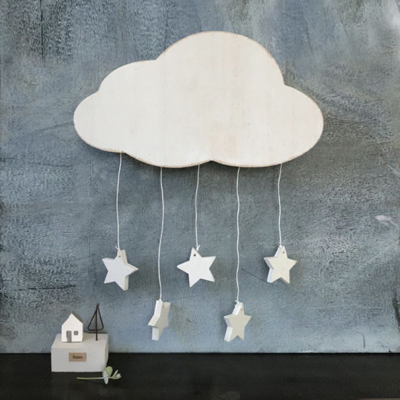 Wooden cloud with hanging stars (17 x 9cm)