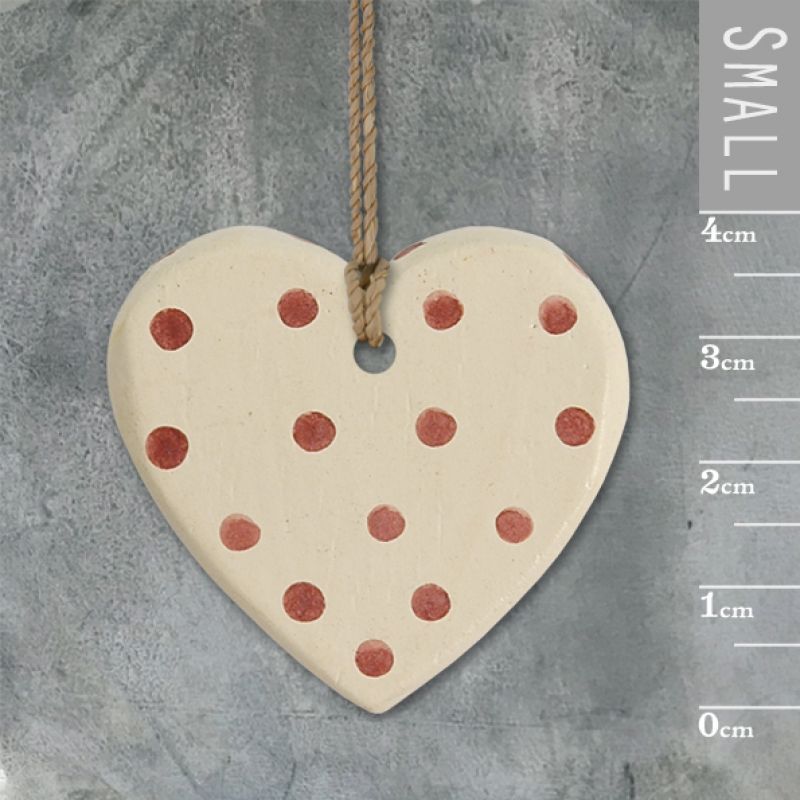 Little round dotty heart - Cream with red spots