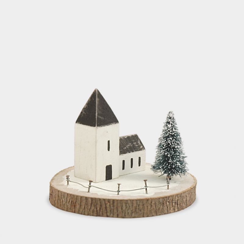 Χειμωνιάτικο τοπίο - Εκκλησία με δέντρο