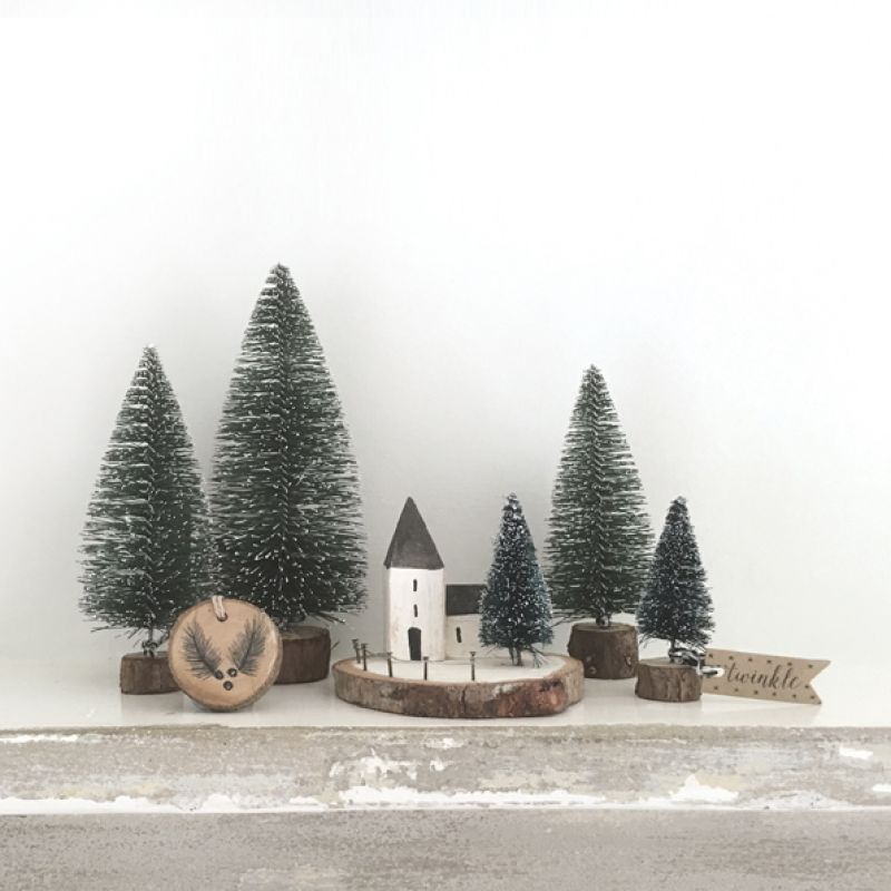 Χειμωνιάτικο τοπίο - Εκκλησία με δέντρο