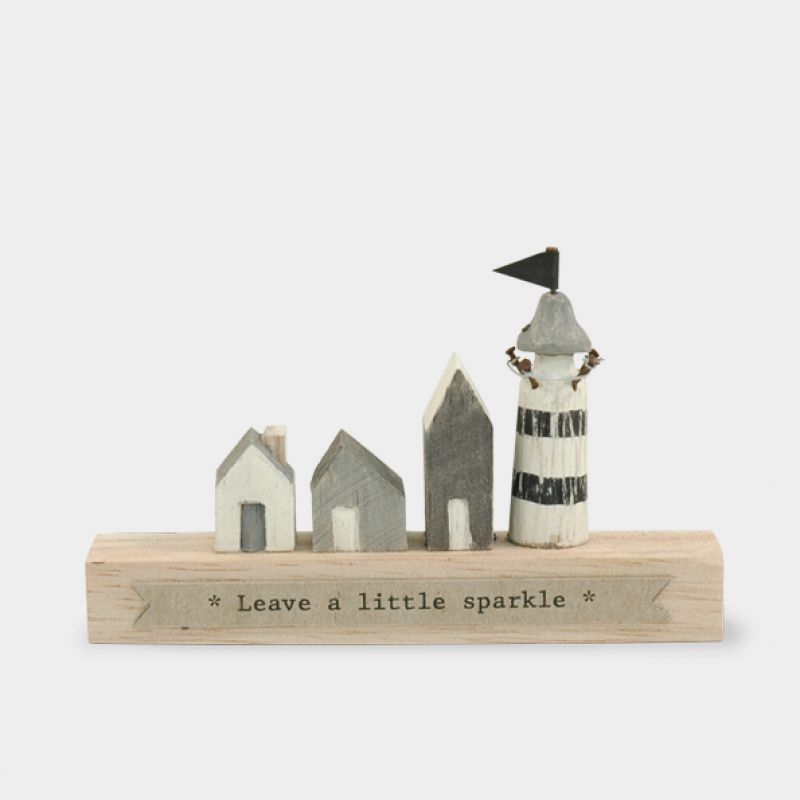 Little long quayside – Lighthouse