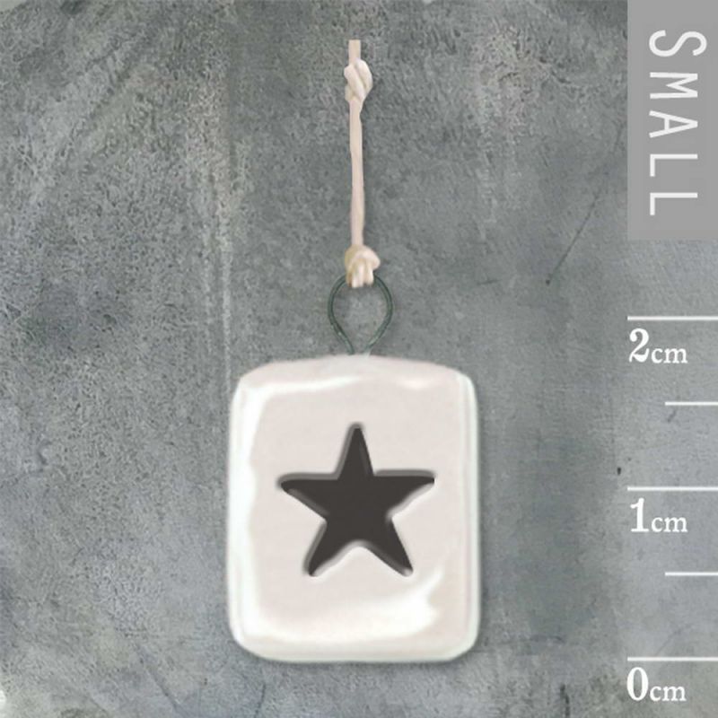 Porcelain hanger - Little star (1.4 x 1.5cm)