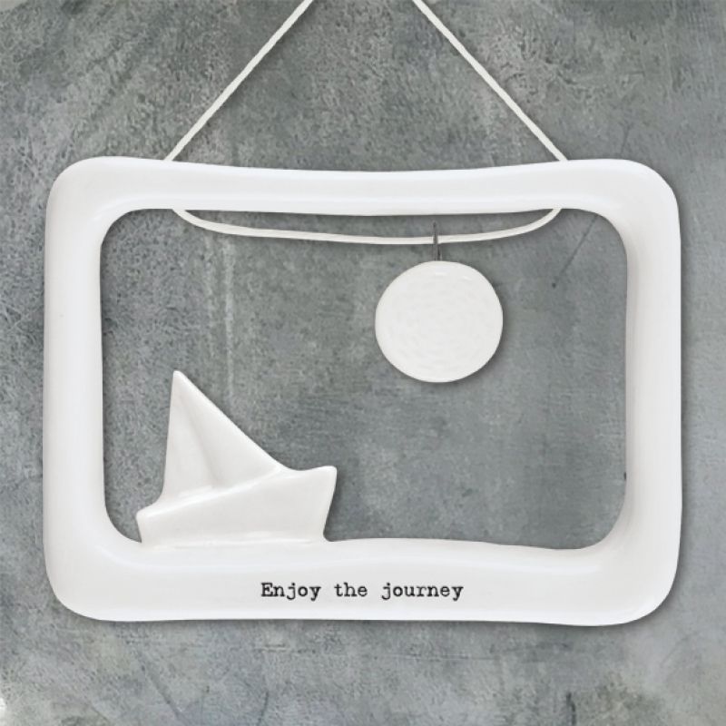 Porcelain open frame – Enjoy the journey (7 x 9cm)