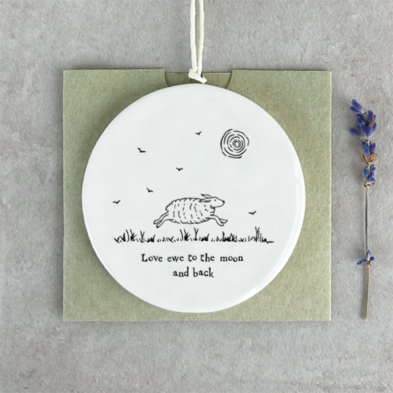 Πορσελάνη κρεμαστό πρόβατο-Love ewe to the moon 6,5x6,5εκ.
