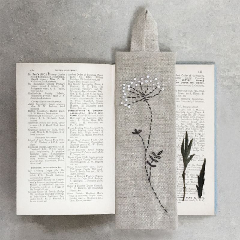 Linen bookmark-Cow parsley