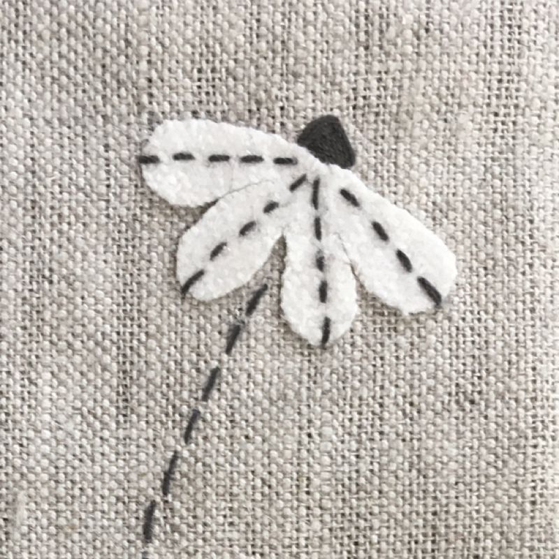 Linen bookmark-Daisy