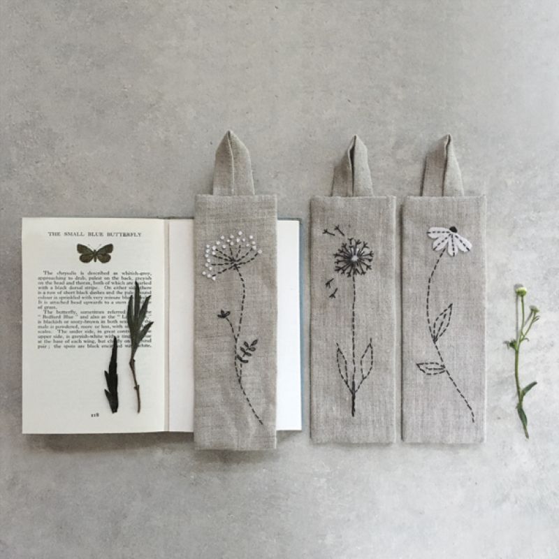 Linen bookmark-Daisy