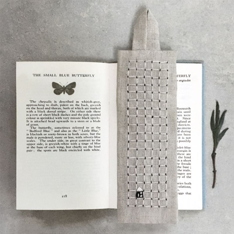 Linen bookmark-White squares