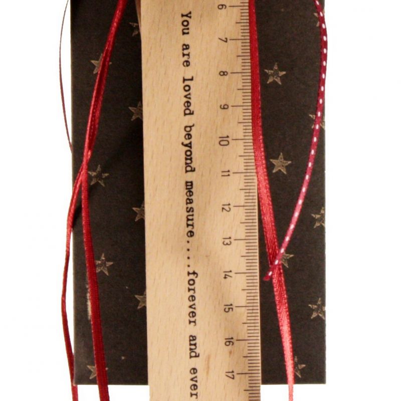 Γούρι Ξύλινος χάρακας - loved 