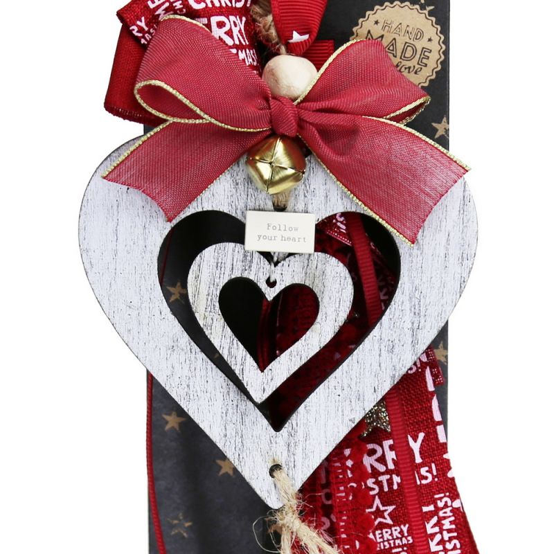 Lucky charm - Hanger heart pinecone platane wood