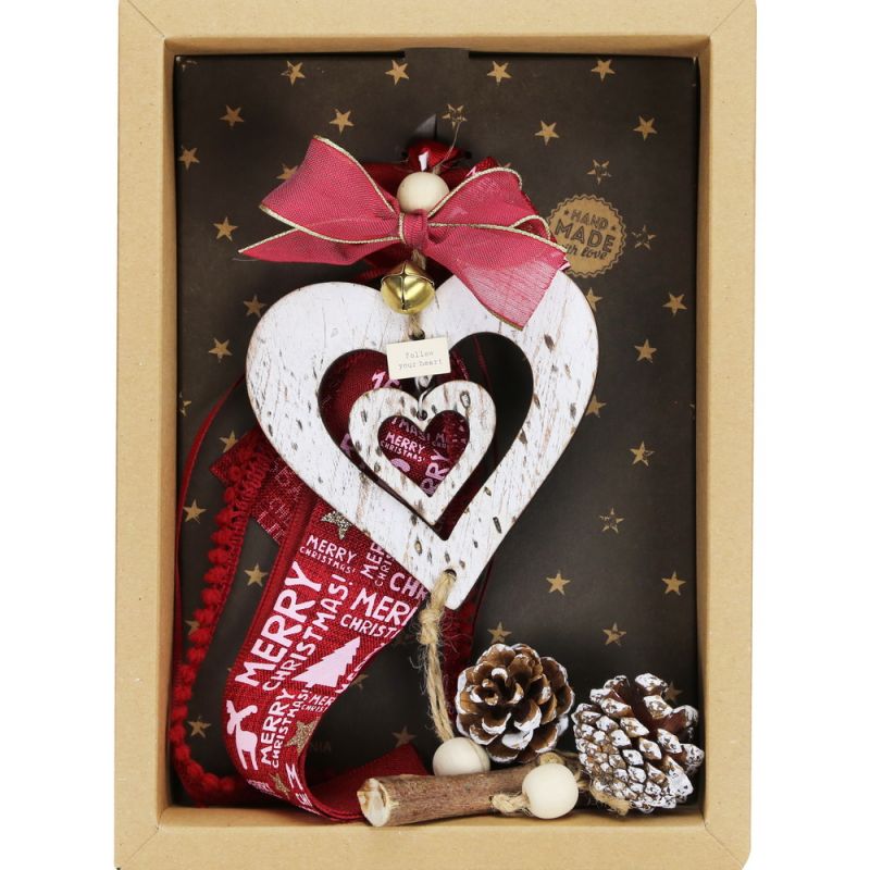 Lucky charm - Hanger heart pinecone platane wood Lucky charm - Hanger heart pinecone platane wood