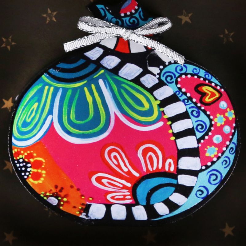 Lucky charm - Standing painted pomegranate 10cm
