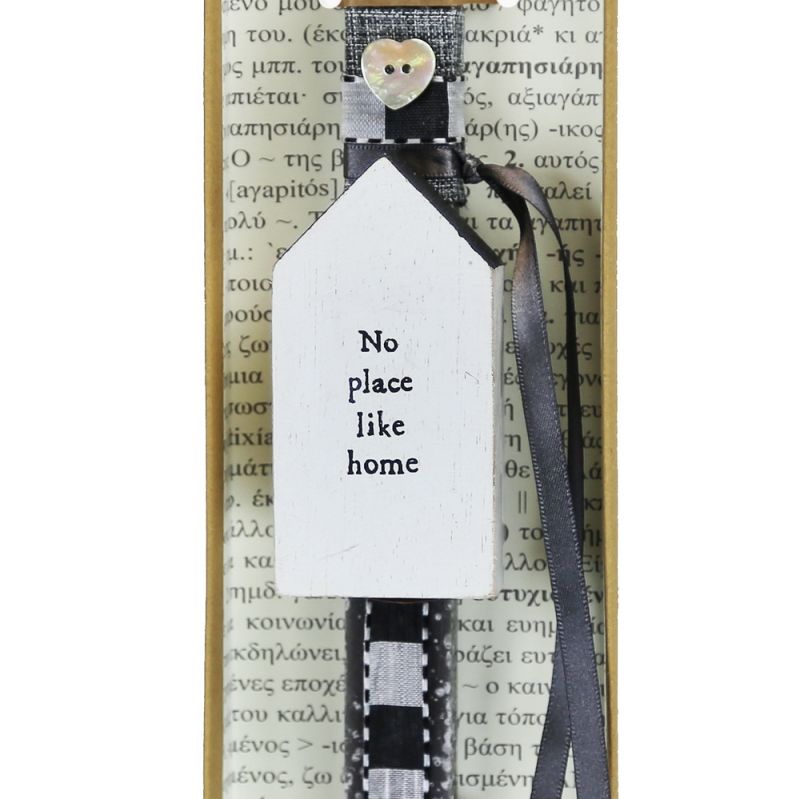 Easter Candle Wood house No place…