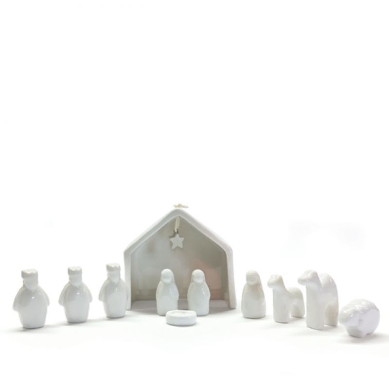 Porcelain Nativity set 13 x 7 x 4cm