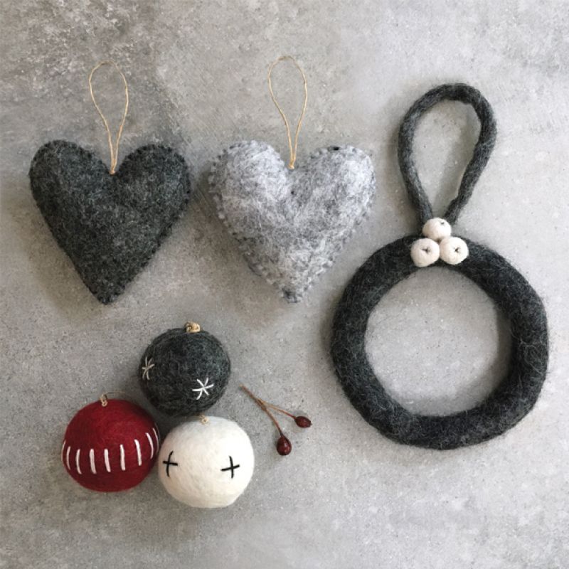 Felt embroidered bauble-White