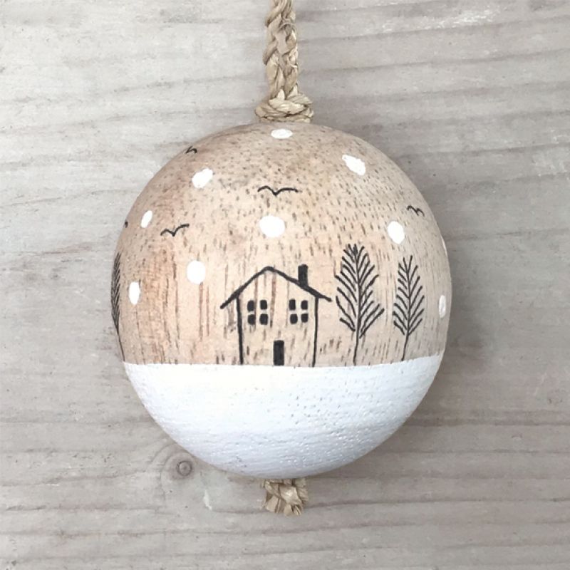 Wood bauble-Snowy houses