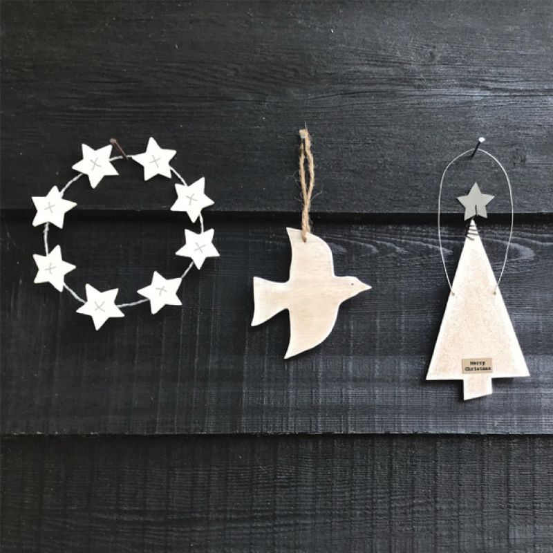 Flat hanging Christmas tree with star 