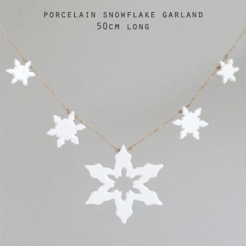 Porcelain garland-Snowflakes