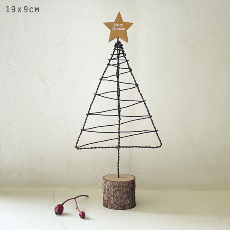 Rusty Christmas tree-Wooden star